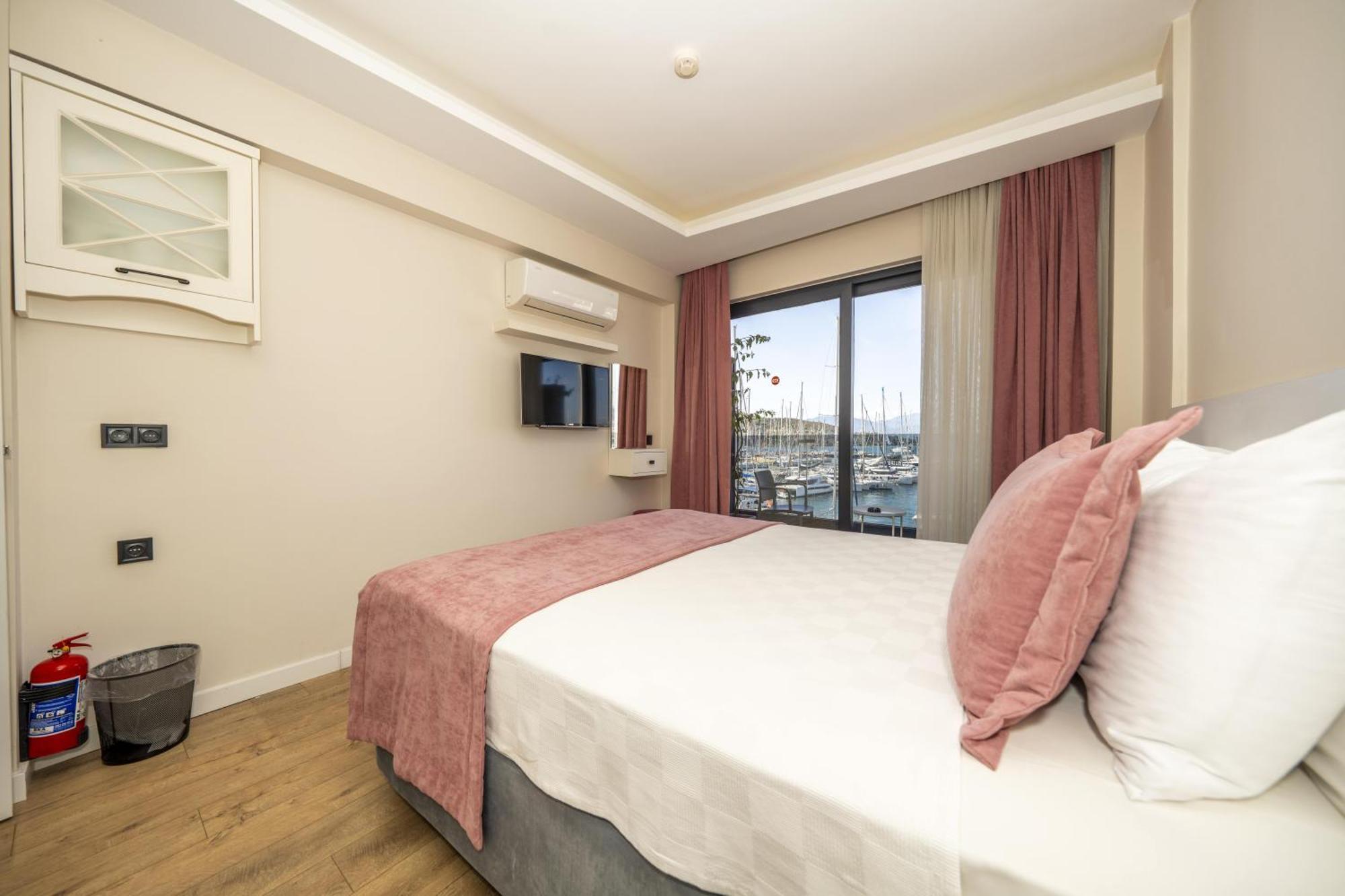 Ece Marina Suites Фетхіє Екстер'єр фото