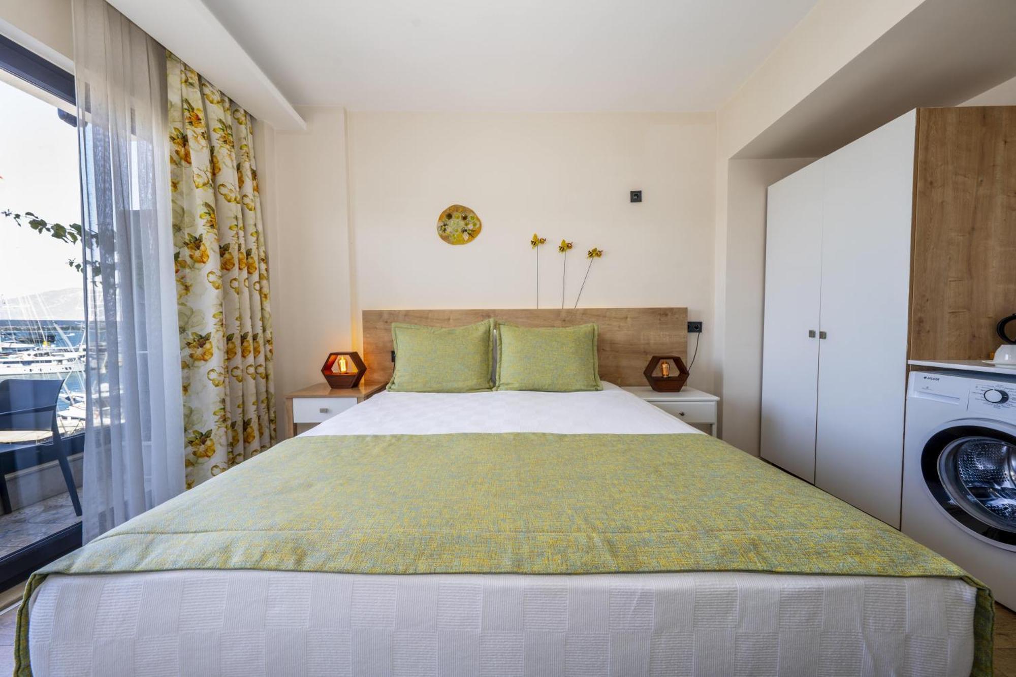 Ece Marina Suites Фетхіє Екстер'єр фото